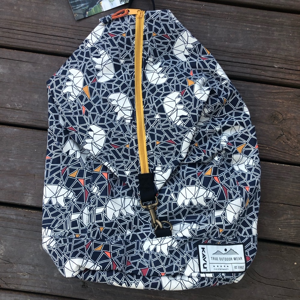 NWT Kavu Free Range backpack